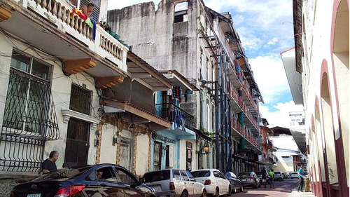 Venta De Terreno Con Proyecto En Casco Antiguo De Ciudad De Panamá 22-2904