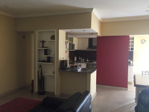 Imagen 5 de 14 de Chalet En Venta En Lanus Este