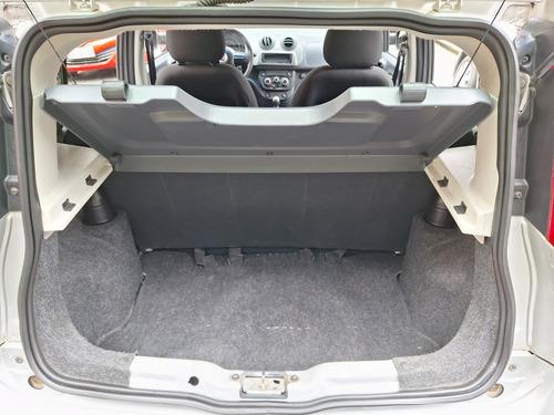 Fiat Uno 1.0 EVO VIVACE 8V FLEX 4P MANUAL