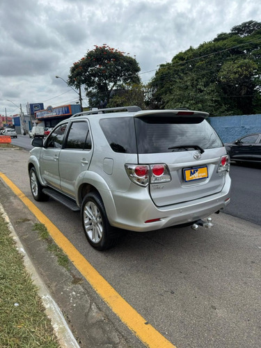 Toyota Hilux SW4 2.7 SR 4X2 16V FLEX 4P AUTOMÁTICO