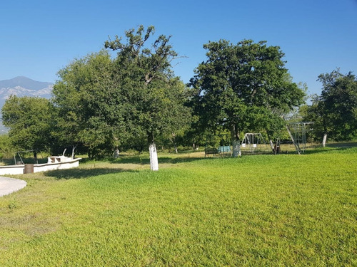 Imagen 2 de 5 de Terreno En Venta En Santiago