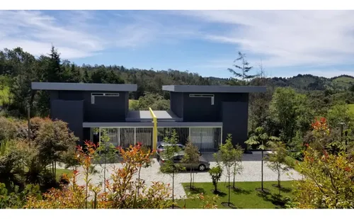 Exclusiva Casa Campestre Ubicacion Premium Ideal Para Inversion