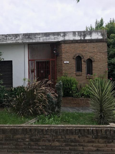 Imagen 3 de 18 de Casa - Ituzaingó