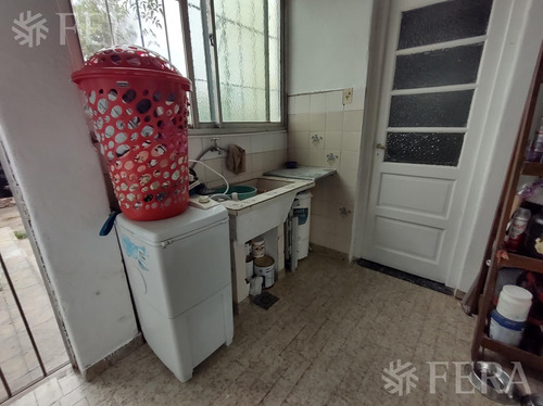 Venta Casa De 8 Ambientes Con Patio En Wilde