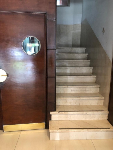Imagen 5 de 30 de Impecable 3 Ambientes Reciclado A Nuevo Con Balcón Al Frente
