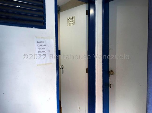 Imagen 2 de 14 de Edificio En Alquiler En Los Dos Caminos. Mls #23-15494