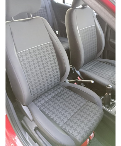 Volkswagen Fox 1.6 MSI COMFORTLINE 8V FLEX 4P MANUAL
