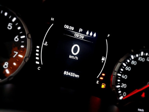 Imagem 7 de 10 de Jeep Renegade 1.8 16v Longitude 2016