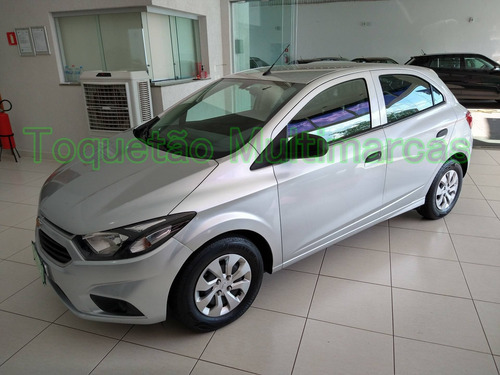Imagem 3 de 12 de Chevrolet Onix 1.0 Mpfi Joy 8v Flex 4p Manual