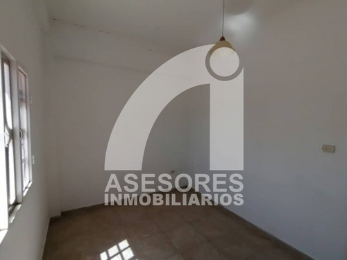 Imagen 7 de 10 de Casa En Venta En Judibana. Sector Los Bloques. Edo. Falcón