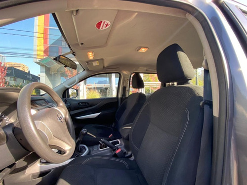 Nissan Np300 Np300 2.3 Se 4x4 Diesel 6mt 2017
