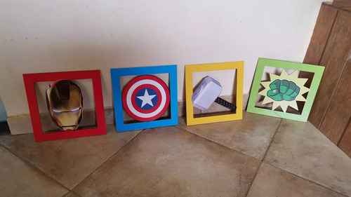 Imagem 1 de 1 de Quadros Decorativos Tema Vingadores (4 Quadros)