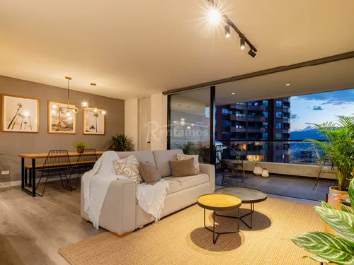 Apartamento En Arriendo En Los Naranjos. Cod A776073