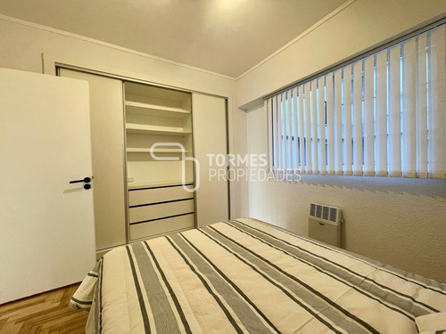 Imagen 21 de 30 de Tour Virtual Departamento En Venta 2 Ambientes Con Balcón Saliente - Plaza Colon Mar Del Plata