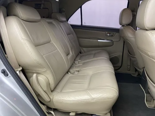 Toyota Fortuner 2.7 Urbana 4x2
