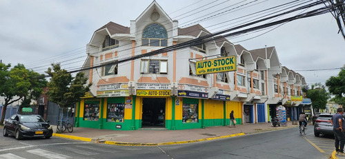 Edificio De 3 Pisos. 9 Locales, 7 Oficinas Y 2 Departamentos