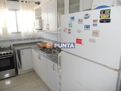 Imagen 4 de 21 de Apartamento En Mansa, 3 Dormitorios *