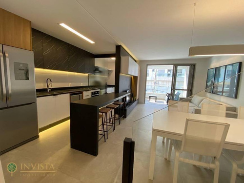 Imagem 3 de 20 de Apartamento Finamente Decorado, A 80 Metros Do Mar. - Ap5760