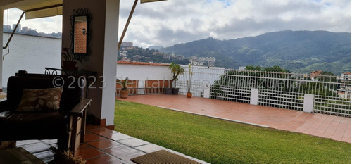 Quinta Con Espectacular Vistas Y Areas Sociales Para Disfrutar En Familia A La Venta En Colinas De La Tahona #23-31471 On Caracas -baruta 