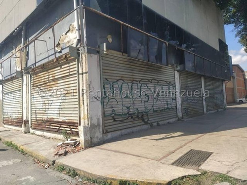Imagen 25 de 30 de */* Jg/ Galpón En Alquiler Centro Barquisimeto Lara, Venezuela , Jose Lopez 0414-5533925 Codigo 22-14027 $ 1500 6 Baños 1451.05 M²