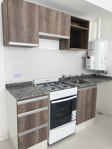 Departamento Monoambiente A Estrenar. Montevideo Al 400