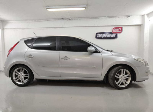 Hyundai I30 2.0 16v 145cv 5p Mec. 2011