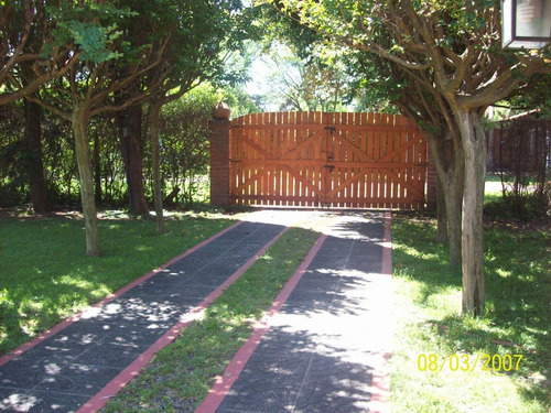 Imagen 5 de 14 de Casaquinta Estadia Y Eventos Familiares.-