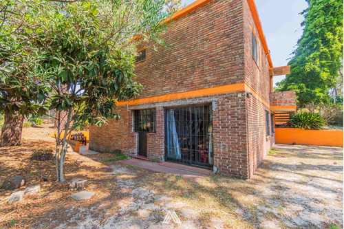 Venta Casa 2 Plantas En La Mejor Zona De El Pinar