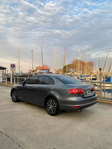 Imagen 6 de 14 de Volkswagen Vento 2.0 Sportline Tsi 200cv Dsg 2014