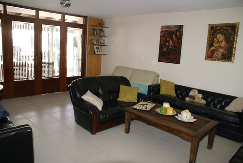 Imagen 2 de 10 de Casa En Los Naranjos