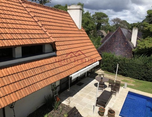 Residencia En Alquiler Anual- Ref: 863
