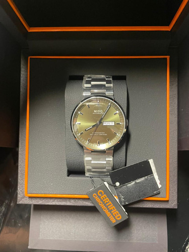 Reloj Mido Commander Verde Olivo Cronometer Plateado Plateado Verde Olivo (Usado)