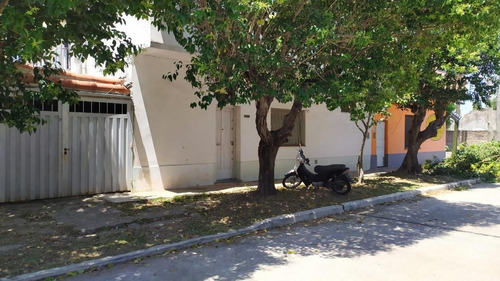Imagen 3 de 20 de Venta Casa Con Local A Refaccionar En Berazategui.