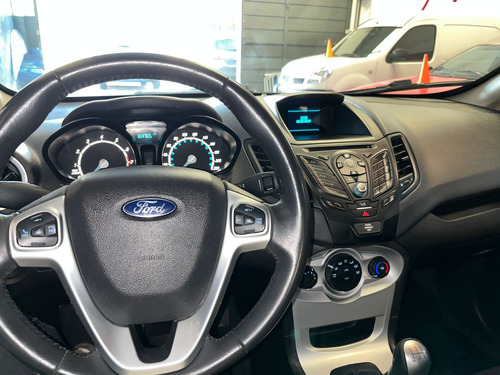 Ford Fiesta Kinetic 1.6 Se Plus 120cv