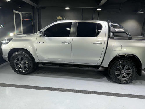 Toyota Hilux 2.4l