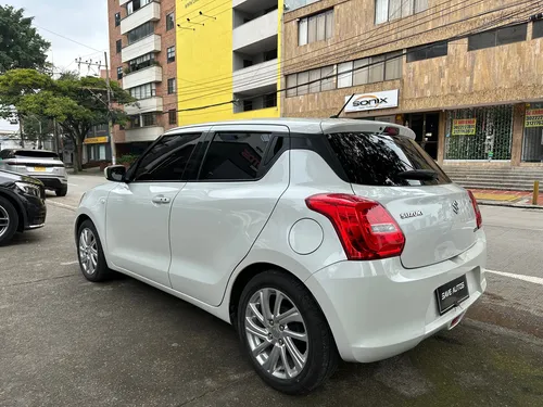 Suzuki Swift 1.2 Hybrid 2Wd