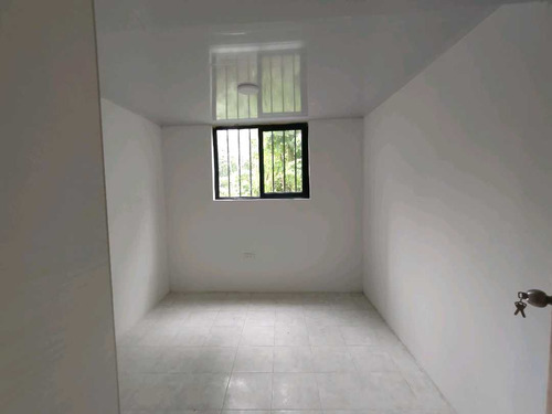 Se Arrienda Apartamento Por La Universidad De Manizales En $850.000