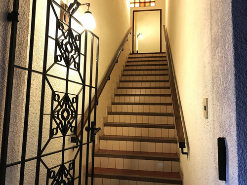Chalet Estilo Español 5 Amb. En Piñeyro-avellaneda