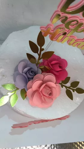 Topper/Topo de Bolo delicado e Personalizado com flores de Papel