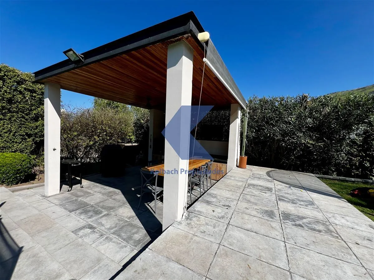Imagen 4 de 30 de Casa En Venta De 6 Dorm. Mas Estar En Canquen Norte