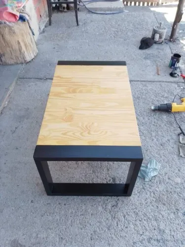 Mesa De Hierro Y Madera