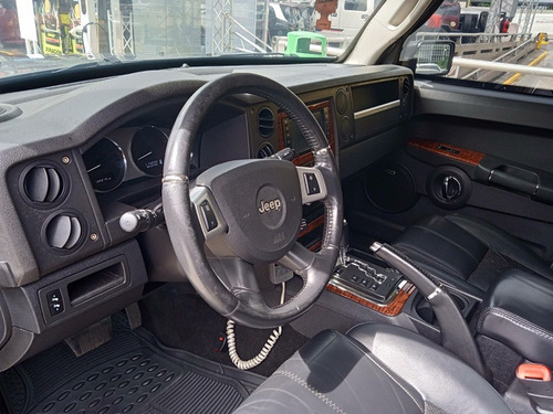 Jeep Commander