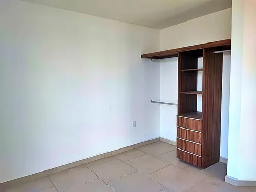 Haz De Cada Día Una Vacación En Tu Nueva Casa Con Alberca.