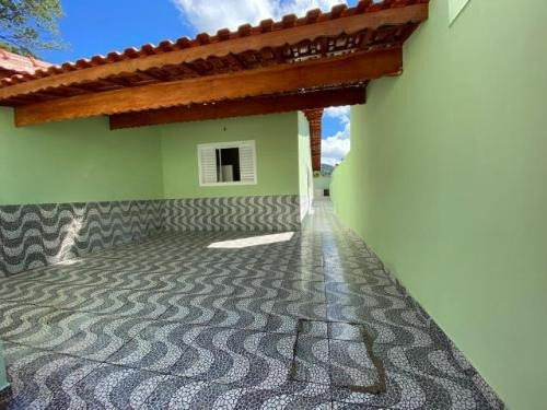 Casa Em Mongaguá, À 300 Metros Da Rodovia | 7398 E