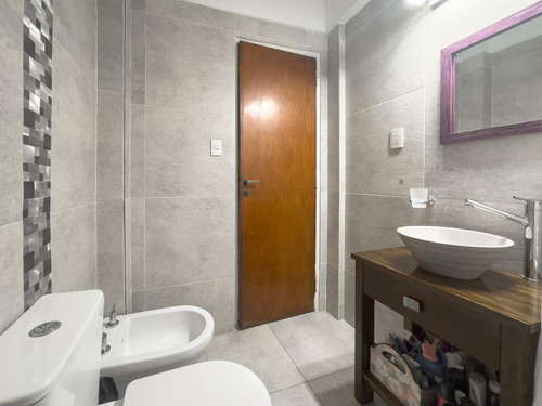 Venta - Departamento - 3 Ambientes - Flores