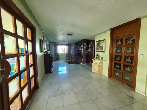 Venta De Casa En Villas De Irapuato