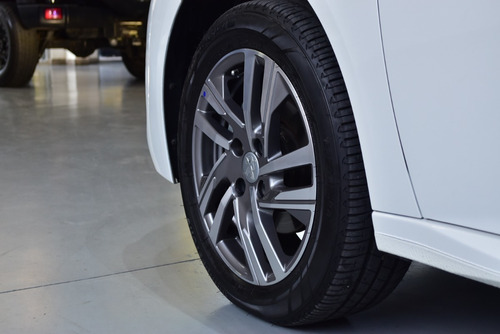 Imagen 7 de 15 de Peugeot 208 1.6 Feline Tiptronic 2020