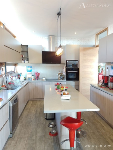 Casa En Venta De 3 Dorm. En Quintero
