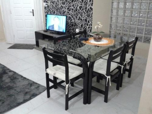 Imagem 8 de 9 de Linda Casa Com Piscina Em Itanhaém - 6682