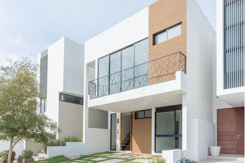 Casa En Venta En San Agustín